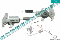 Кронштейн / фіксатор троса ручника ( механізм стоянкового гальма ) Mercedes / МЕРСЕДЕС E-CLASS 1995- / Е-КЛАС E400 CDI (3996 куб.см.)